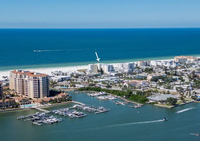 77th image of 15 Avalon St #403, Clearwater Beach, FL 33767 | MLS# TB8462574