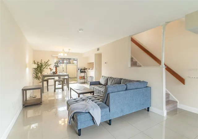 3rd image of 1836 N Crystal Lake Dr #104, Lakeland, FL 33801 | MLS# L4958401