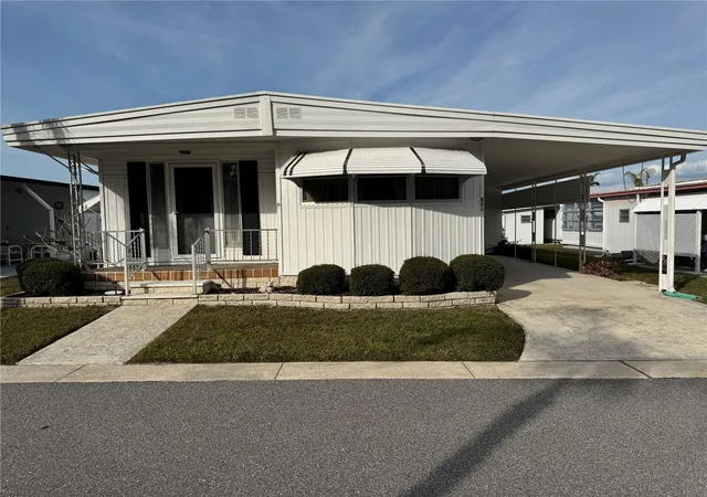 Manufactured home for sale at 2331 Belleair Rd #804, CLEARWATER, FL 33764 | MLS# TB8462618