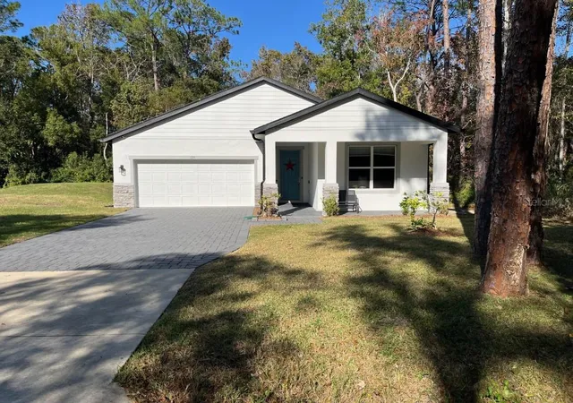 1st image of 120 E 26th St, Sanford, FL 32773 | MLS# A4677549