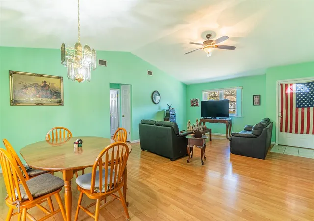 Photo 4 of Single family home for sale at 5103 Greenbrook Ln, Lakeland, FL 33811 | MLS# L4958417 | Listing updated on 2026-10-17