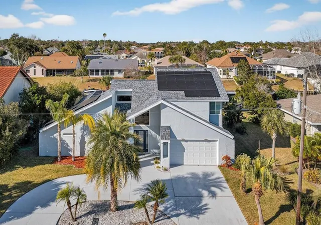 Homes for sale in Palm Coast, FL | 10 Fleming Ct, Palm Coast, FL 32137 | MLS# FC315193