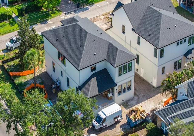 5th image of 4020 W Cleveland, Tampa, FL 33609 | MLS# TB8462881