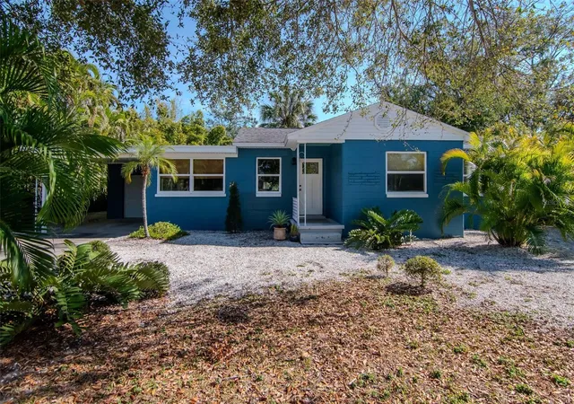 Homes for sale in Tampa, FL | 6208 S Jones Rd, Tampa, FL 33611 | MLS# TB8462960
