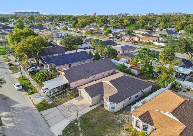 Homes for sale in Tampa, FL | 2515 W Leroy St, Tampa, FL 33607 | MLS# TB8462962