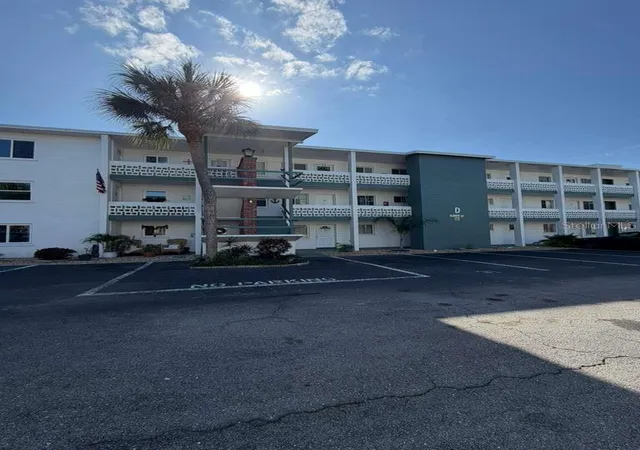 1st image of 1832 Sunny Dr #D-32, Bradenton, FL 34207 | MLS# GC536483
