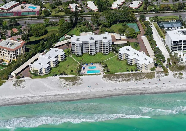 Photo 2 of Condo for sale at 4835 Gulf Of Mexico Dr #106, Longboat Key, FL 34228 | MLS# A4677656 | Listing updated on 2026-09-20