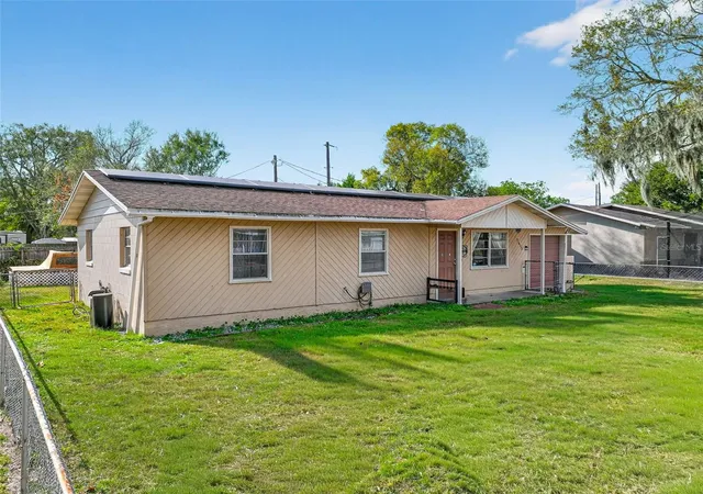 Homes for sale in Auburndale, FL | 2613 Fowler Ave, Auburndale, FL 33823 | MLS# S5141436