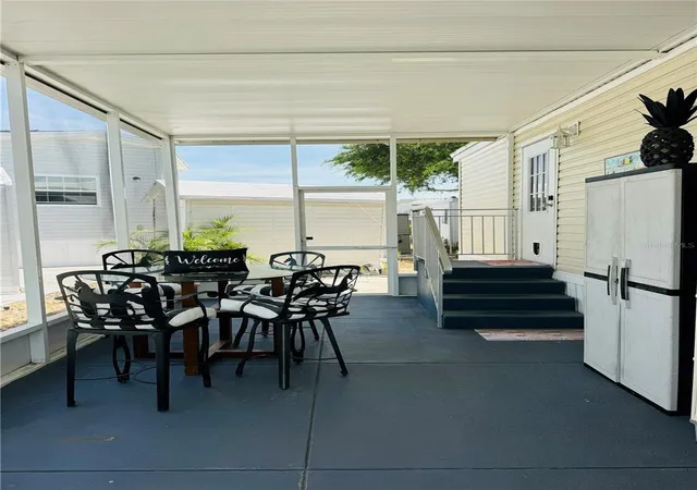 Photo 2 of Manufactured home for sale at 300 Royal Troon Loop, Davenport, FL 33837 | MLS# O6372745 | Listing updated on 2026-07-21