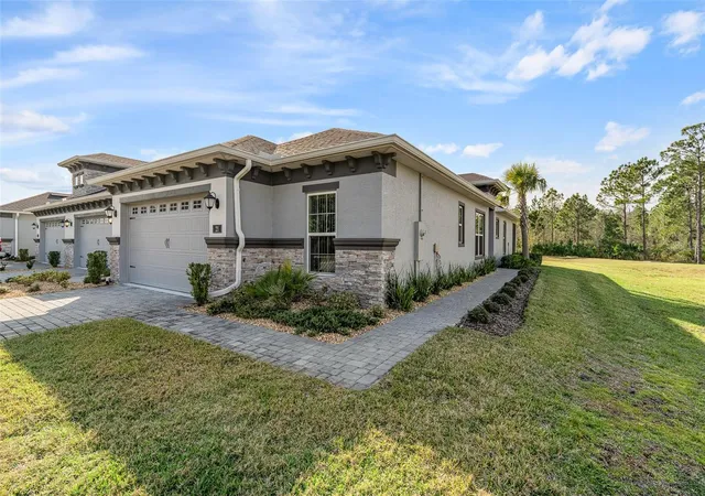 Photo 2 of Sale Pending at 21 Southampton St, Ormond Beach, FL 32174 | MLS# FC315221 | Listing updated on 2026-09-20