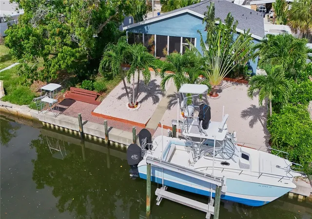 1st image of 6811 Georgia Ave, Bradenton, FL 34207 | MLS# A4677733