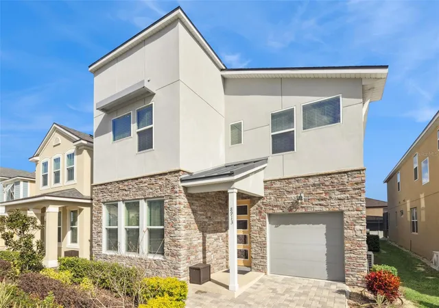 Photo 2 of Single family home for sale at 8913 Coconut Breeze Dr, Kissimmee, FL 34747 | MLS# O6372799 | Listing updated on 2026-07-25