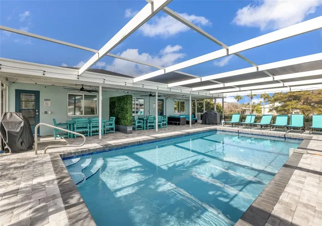5th image of 312 Bayshore Rd, Nokomis, FL 34275 | MLS# C7520010