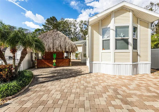 Homes for sale in Lutz, FL | 20300 Leonard Rd #33, Lutz, FL 33558 | MLS# TB8463260