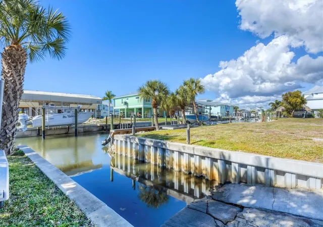 Photo 1 of Land for sale at 10484 Raymond St, Englewood, FL 34224 | MLS# D6145525 | Listing updated on 2026-09-17