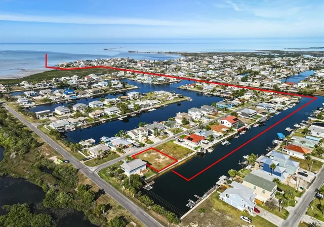 Homes for sale in Hernando Beach, FL | 4104 Camelia Dr, Hernando Beach, FL 34607 | MLS# W7881993