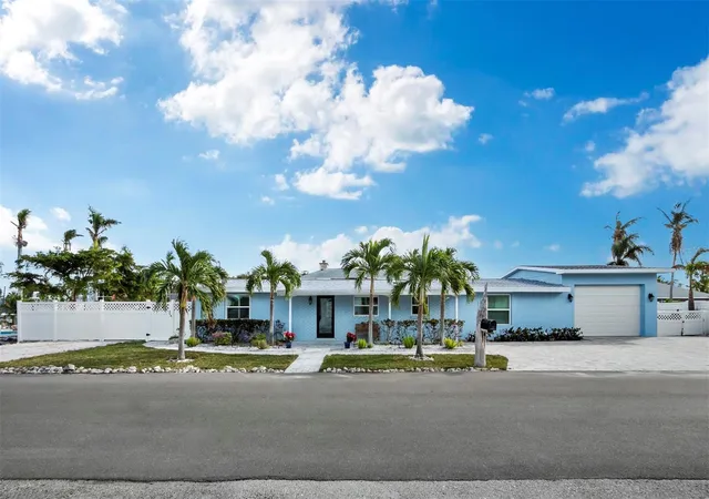 1st image of 744 Jungle Queen Wy, Longboat Key, FL 34228 | MLS# TB8463320