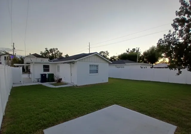 Homes for sale in Tampa, FL | 3321 W Palmetto St, Tampa, FL 33607 | MLS# TB8463372