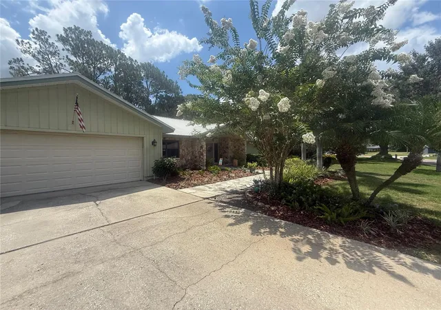 5th image of 2215 Toniwood Ln, Palm Harbor, FL 34685 | MLS# TB8463385