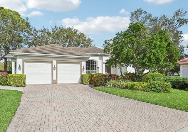 Photo 1 of Single family home for sale at 514 Summerfield Way, Venice, FL 34292 | MLS# A4677836 | Listing updated on 2026-09-12