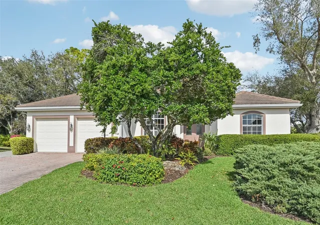 Photo 2 of Single family home for sale at 514 Summerfield Way, Venice, FL 34292 | MLS# A4677836 | Listing updated on 2026-09-12