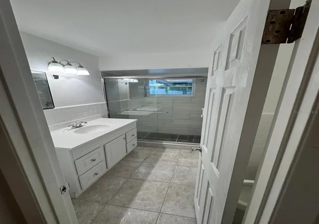 5th image of 2211 Sunny View Dr, Oviedo, FL 32765 | MLS# O6372911