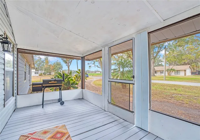 4th image of 13713 Walden Sheffield Rd, Dover, FL 33527 | MLS# L4958476