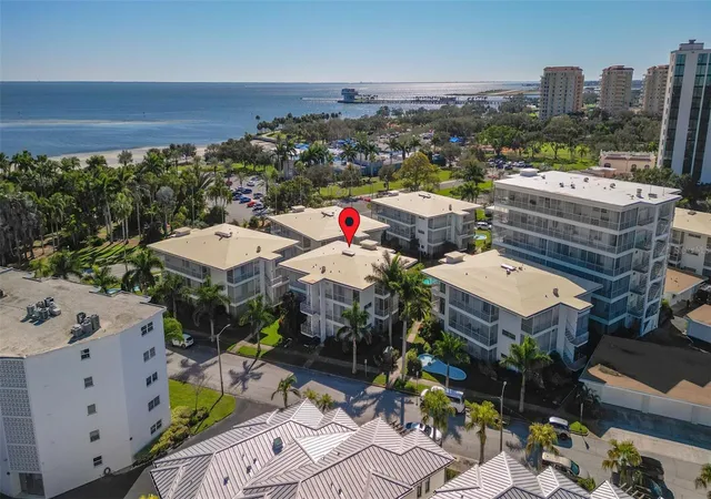 Photo 2 of Condo for sale at 1036 N Shore Dr Ne #1, Saint Petersburg, FL 33701 | MLS# TB8463460 | Listing updated on 2026-09-20