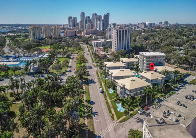 Homes for sale in St Petersburg, FL | 1036 North Shore Drive, St Petersburg, FL 33701 | Houzeo