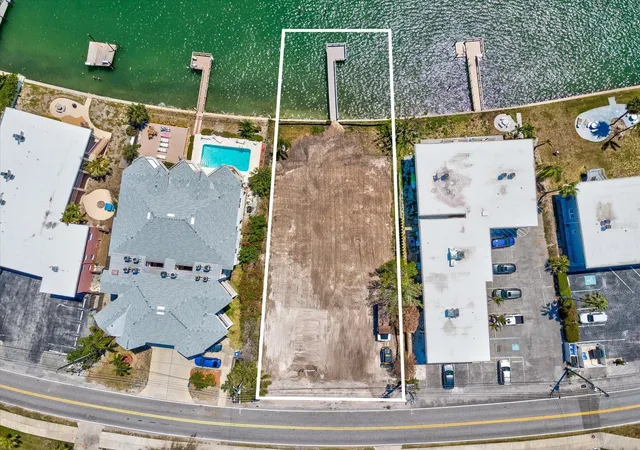 2nd image of 141 104th Ave, Treasure Island, FL 33706 | MLS# TB8463466
