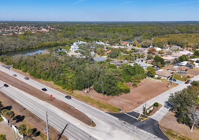 2nd image of 2099 Tamiami Trl N, Nokomis, FL 34275 | MLS# A4677875