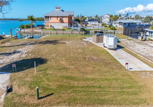 3rd image of 1908 Michigan Ave, Englewood, FL 34224 | MLS# C7520036