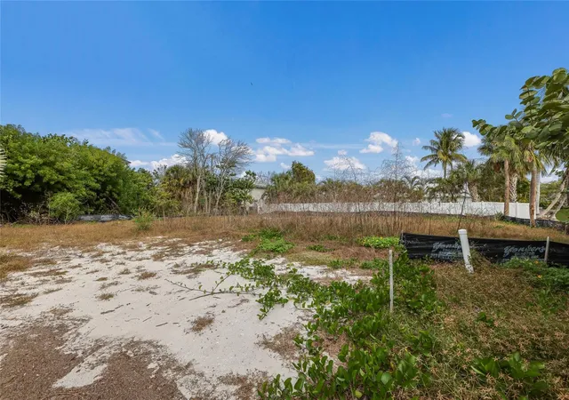 5th image of 6500 Gulfside Rd, Longboat Key, FL 34228 | MLS# A4677893