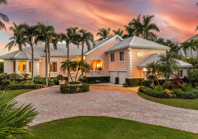 Photo 1 of Mansion for sale at 1640 Jean Lafitte Dr, Boca Grande, FL 33921 | MLS# D6145548 | Listing updated on 2026-10-02