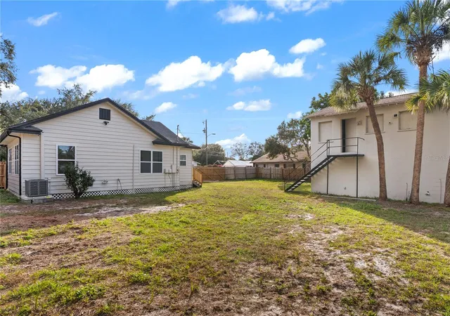 27th image of 1006 15th Ave Nw, Largo, FL 33770 | MLS# TB8463637