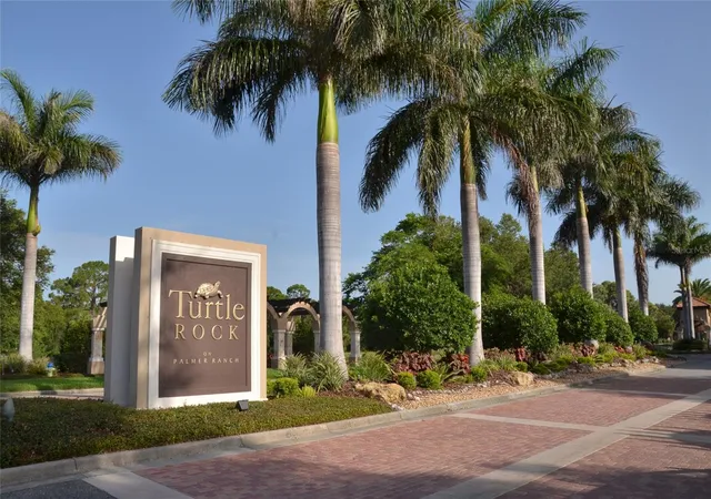Photo 2 of Single family home for sale at 5121 Glade Fern Ct, Sarasota, FL 34238 | MLS# A4677978 | Listing updated on 2026-07-31