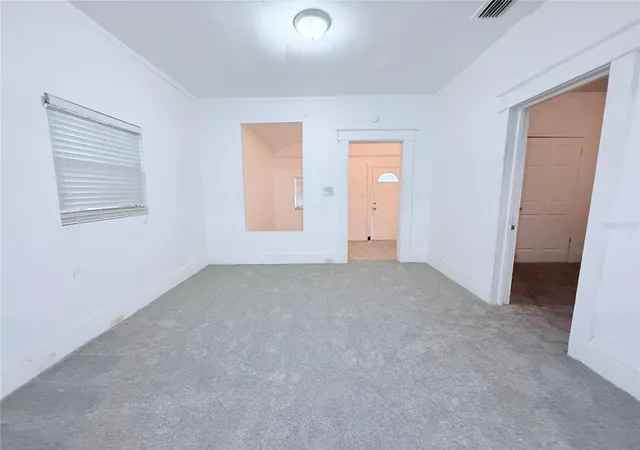 3rd image of 405 E Dr Martin Luther King Jr Blvd, Tampa, FL 33603 | MLS# TB8463755
