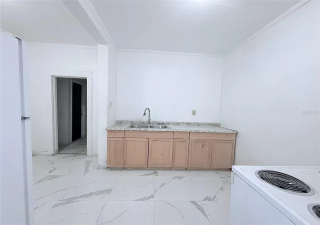 5th image of 405 E Dr Martin Luther King Jr Blvd, Tampa, FL 33603 | MLS# TB8463755