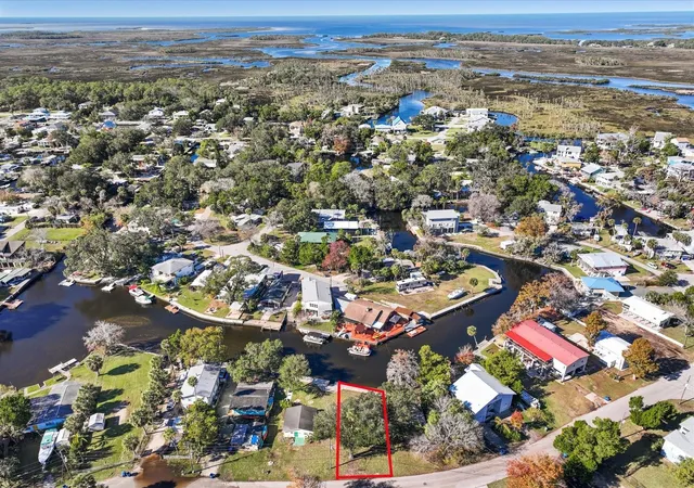 5th image of 7259 Tropical Dr, Weeki Wachee, FL 34607 | MLS# W7882025