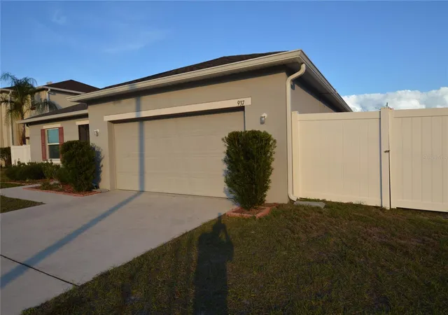 Photo 2 of Single family home for sale at 937 Gila Pl, Kissimmee, FL 34759 | MLS# S5141591 | Listing updated on 2026-08-22