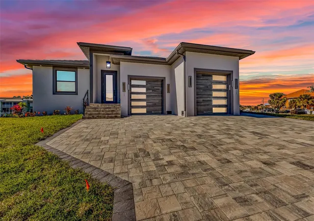 2nd image of 1323 Wesley Dr #112, Punta Gorda, FL 33950 | MLS# A4678041