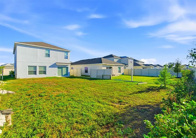 Photo 4 of Single family home for sale at 5905 Laurelcrest Glen, Palmetto, FL 34221 | MLS# TB8463891 | Listing updated on 2026-09-23