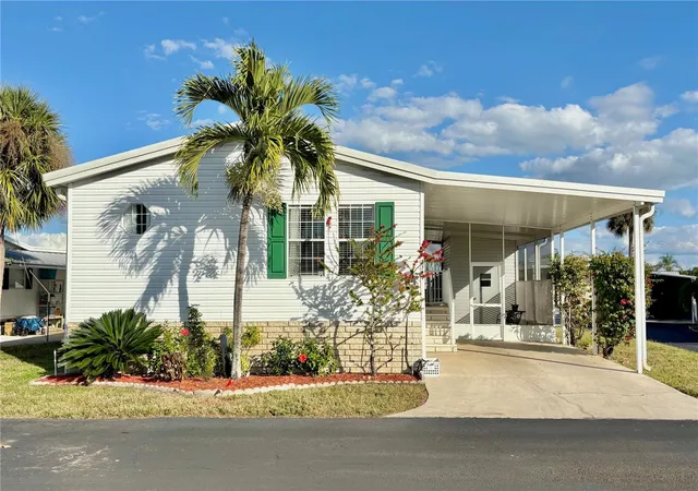 Manufactured home for sale at 6727 Mt Pleasant Rd NE #53, Saint Petersburg, FL 33702 | MLS# TB8463894