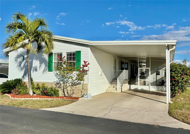 Photo 1 of Manufactured home for sale at 6727 Mt Pleasant Rd NE #53, Saint Petersburg, FL 33702 | MLS# TB8463894 | Listing updated on 2026-09-30