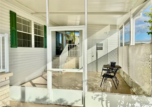 Photo 2 of Manufactured home for sale at 6727 Mt Pleasant Rd NE #53, Saint Petersburg, FL 33702 | MLS# TB8463894 | Listing updated on 2026-09-30