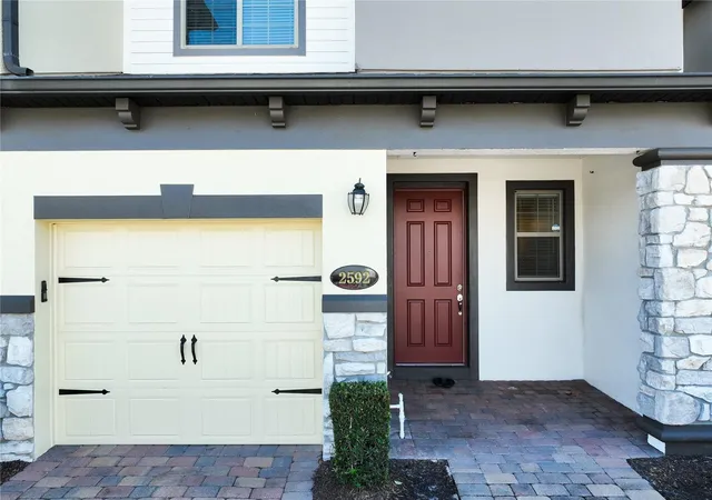 Photo 3 of Townhouse for sale at 2592 Econ Landing Blvd, Orlando, FL 32825 | MLS# O6373267 | Listing updated on 2026-08-22