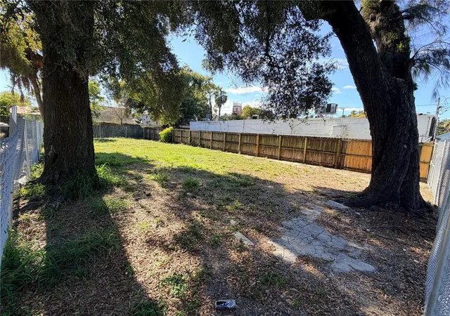 2nd image of 905 E 26th Ave, Tampa, FL 33605 | MLS# TB8463920