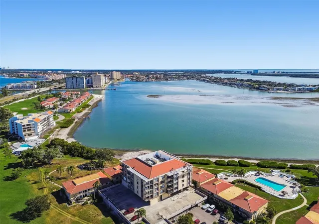 Photo 1 of Condo for sale at 6104 Palma Del Mar Blvd S #402, Saint Petersburg, FL 33715 | MLS# TB8463921 | Listing updated on 2026-03-04
