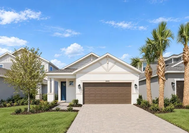 Photo 1 of Single family home for sale at 32472 Sea Loch Loop, Mount Dora, FL 32757 | MLS# O6373318 | Listing updated on 2026-10-04