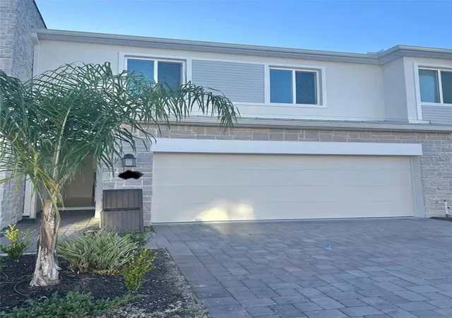 Townhouse for sale at 390 Bogey Dr, DAVENPORT, FL 33896 | MLS# S5141635